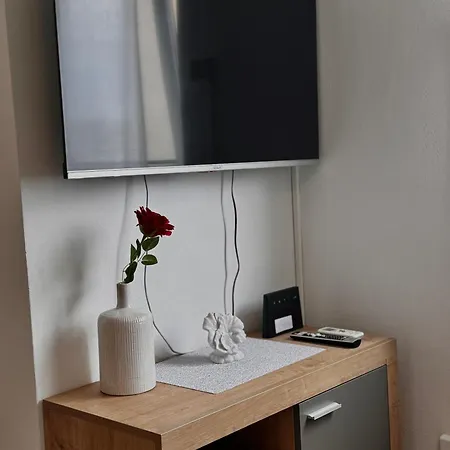Histria Apartment *